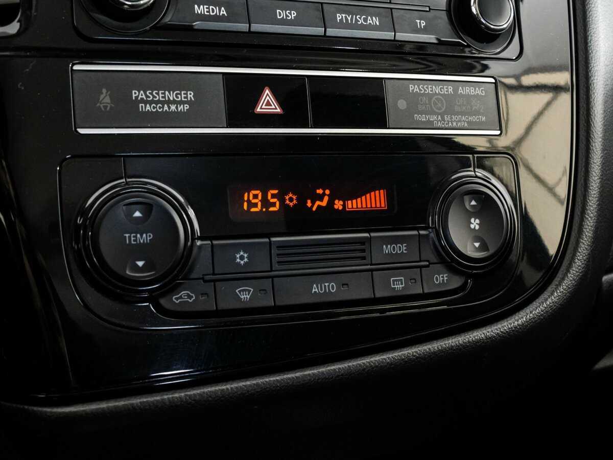 Mitsubishi Outlander 2018 года с пробегом. Фото: #10