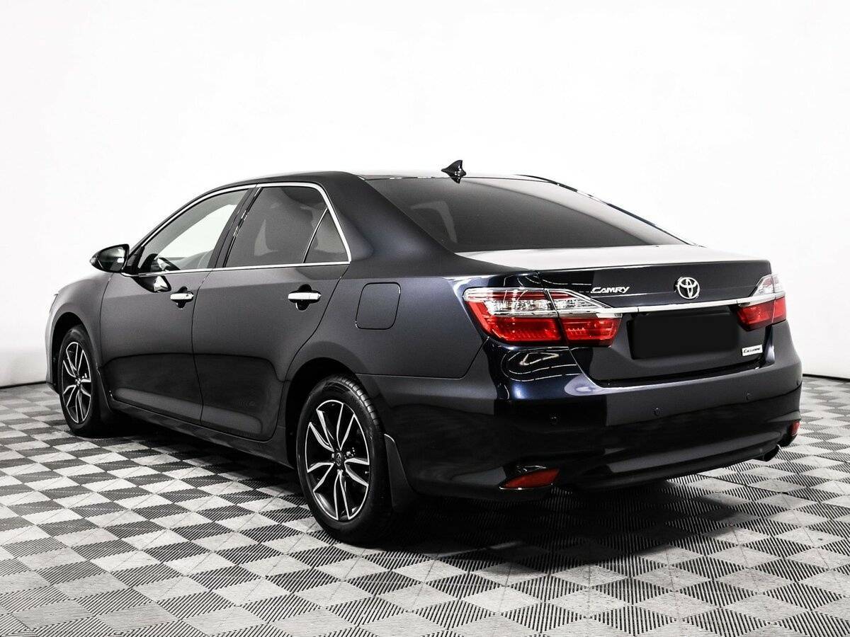 Toyota Camry 2017 года с пробегом. Фото: #5