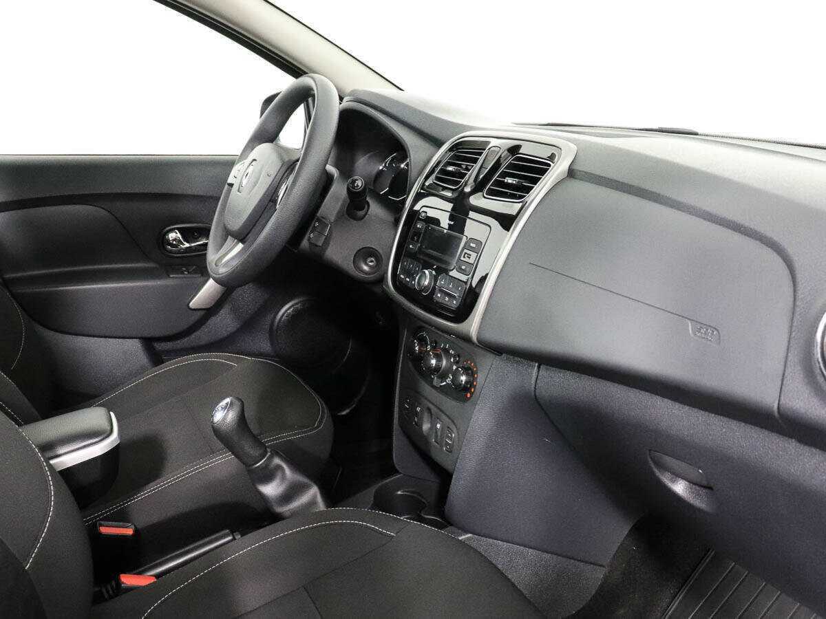 Renault Logan 2018 года с пробегом. Фото: #6