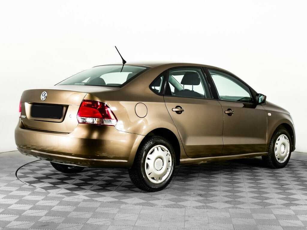 Volkswagen Polo 2015 года с пробегом. Фото: #4
