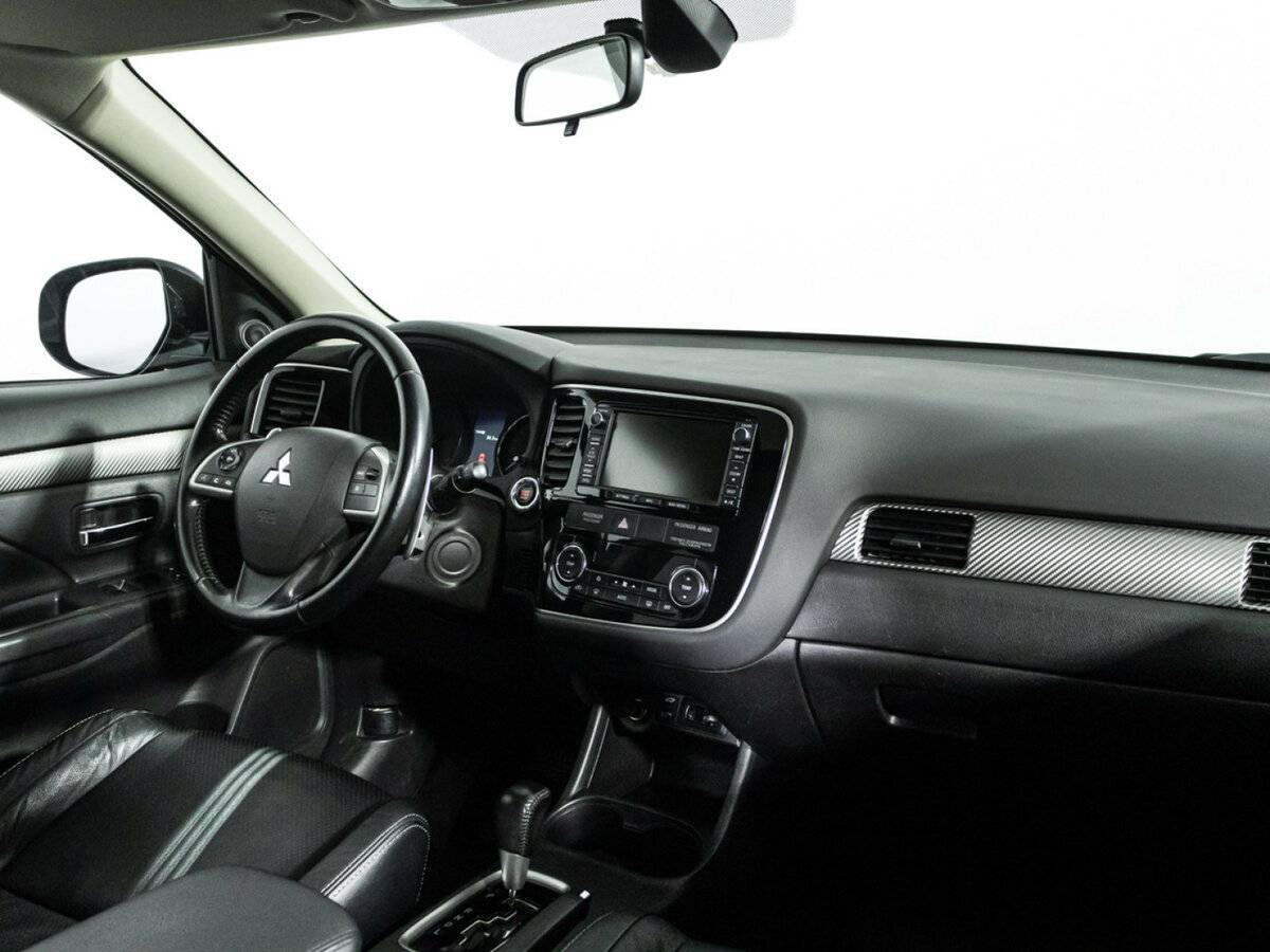 Mitsubishi Outlander 2014 года с пробегом. Фото: #8