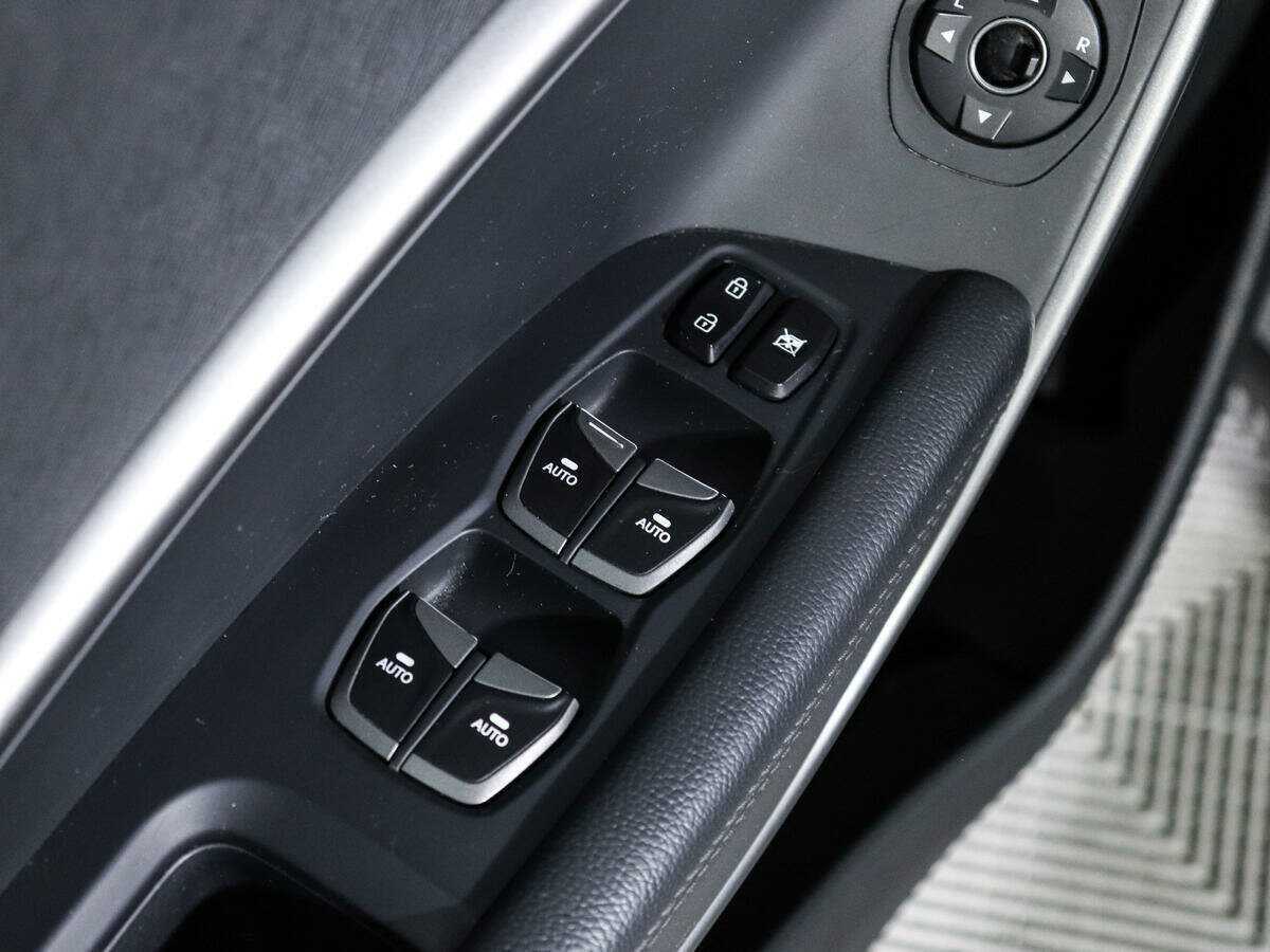 Hyundai Santa Fe 2015 года с пробегом. Фото: #13