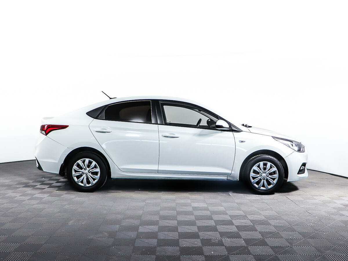 Hyundai Solaris 2018 года с пробегом. Фото: #3