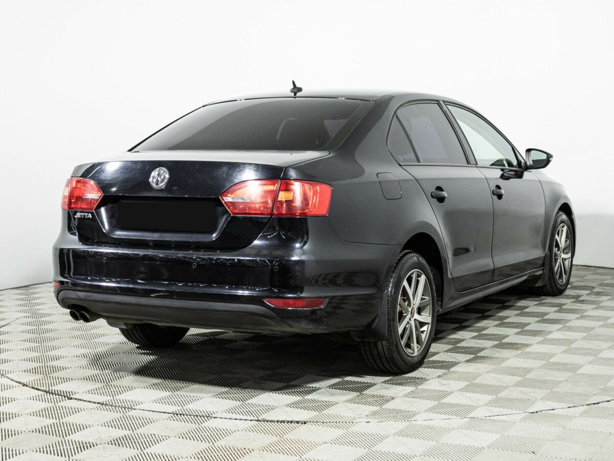 Volkswagen Jetta 2013 года с пробегом. Фото: #4