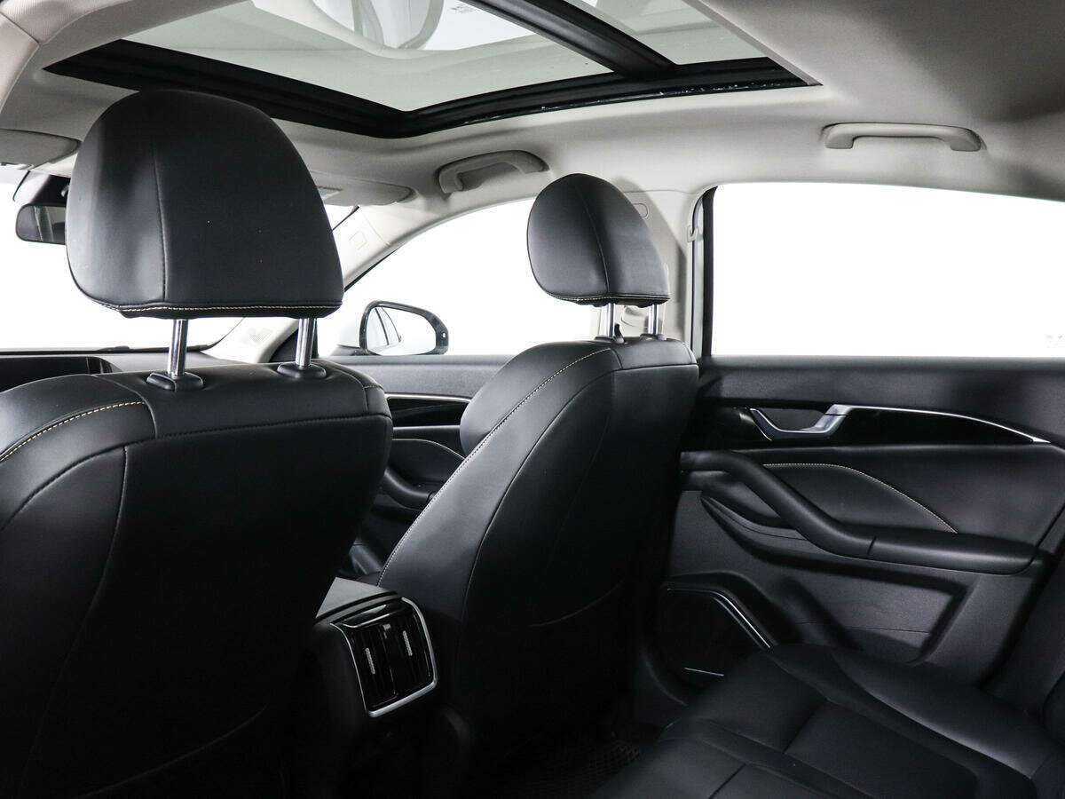 FAW Bestune B70 2023 года с пробегом. Фото: #11