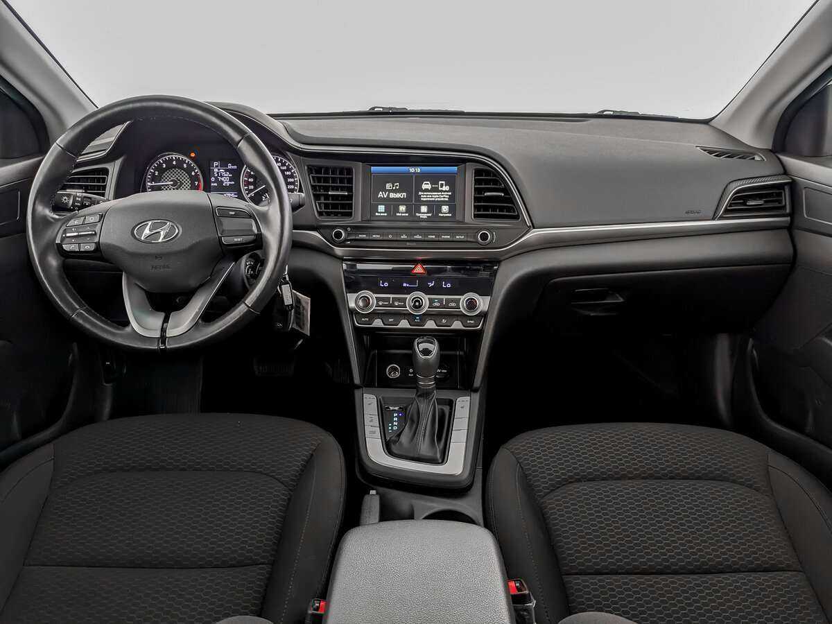 Hyundai Elantra 2020 года с пробегом. Фото: #11