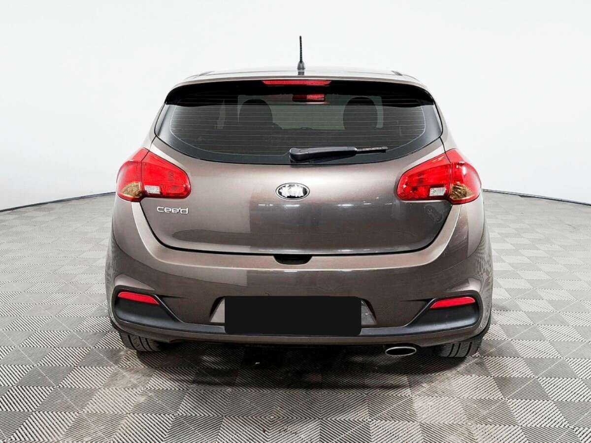 Kia Ceed 2012 года с пробегом. Фото: #4