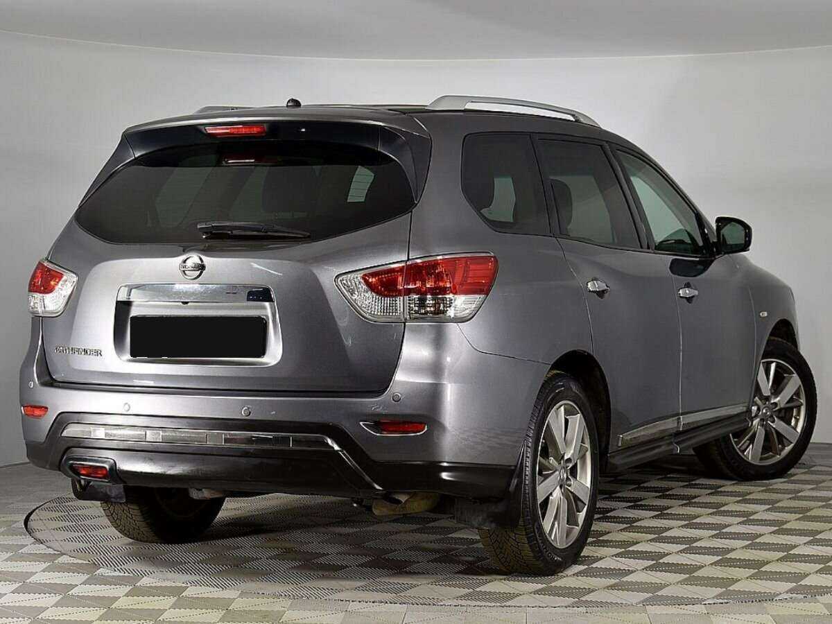 Nissan Pathfinder 2015 года с пробегом. Фото: #1