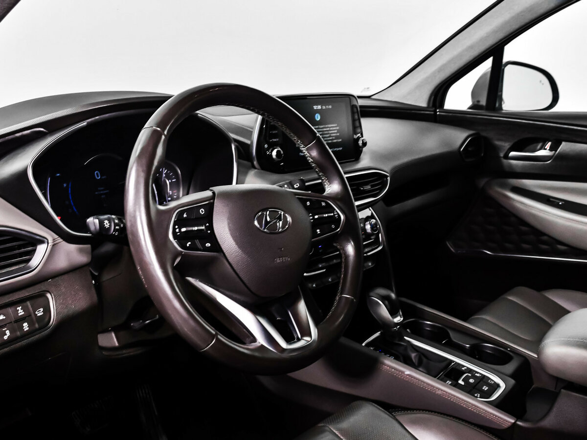 Hyundai Santa Fe 2018 года с пробегом. Фото: #11
