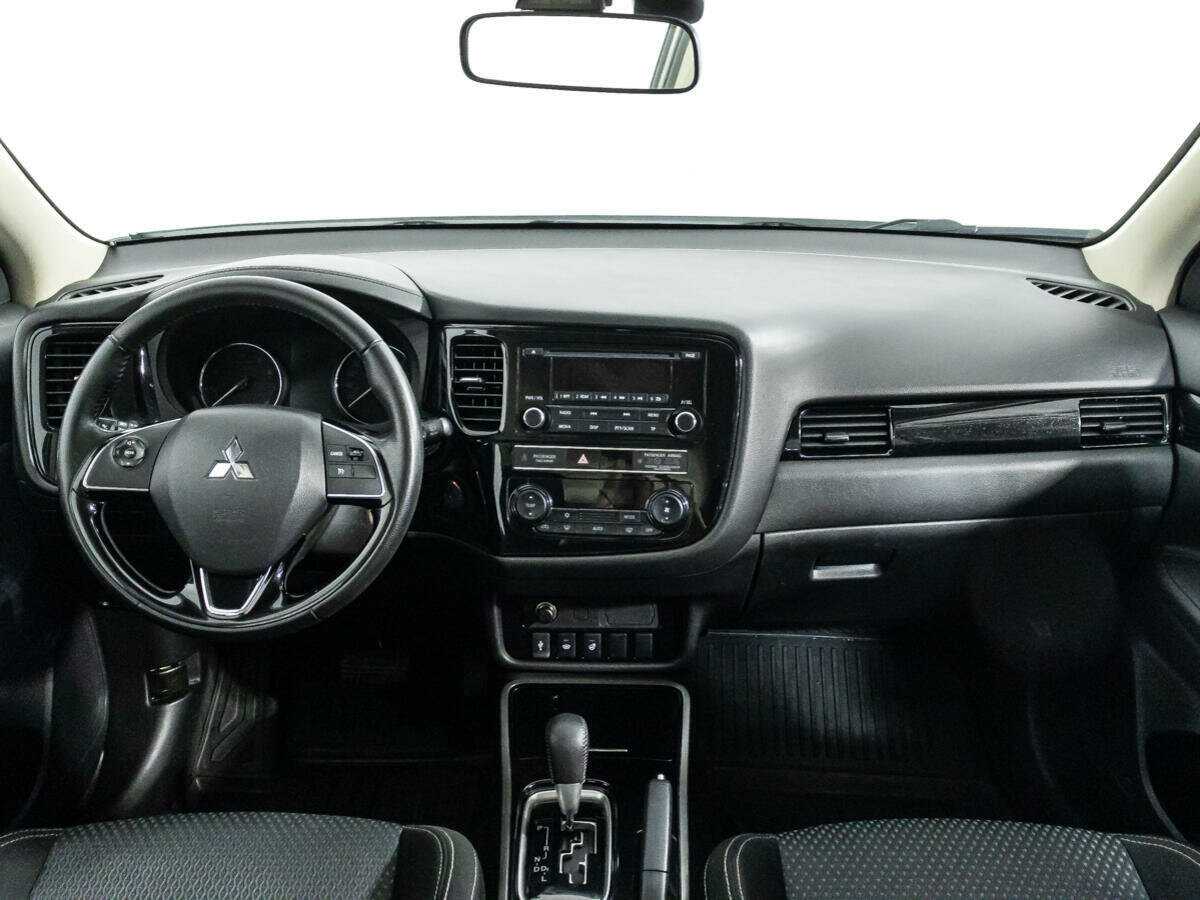 Mitsubishi Outlander 2020 года с пробегом. Фото: #12