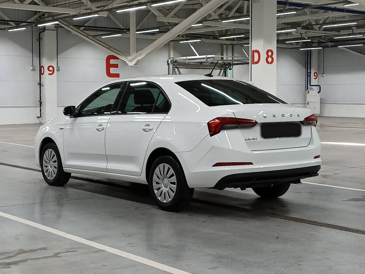 Skoda Rapid 2021 года с пробегом. Фото: #6