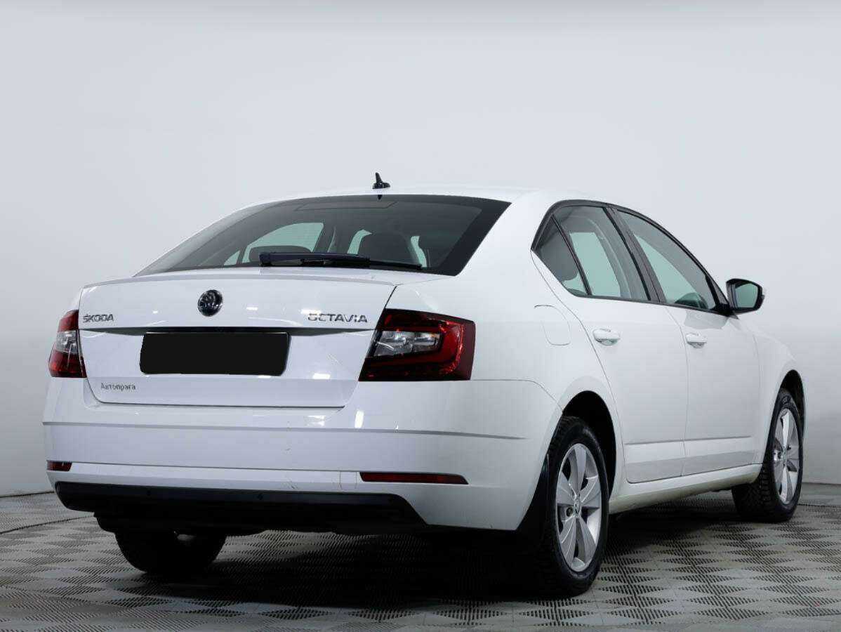 Skoda Octavia 2019 года с пробегом. Фото: #3