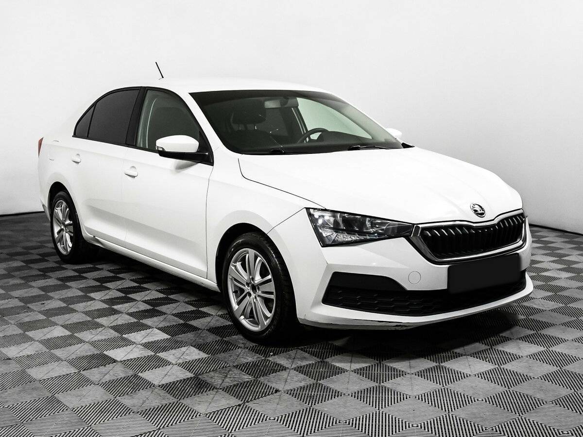 Skoda Rapid 2021 года с пробегом. Фото: #2