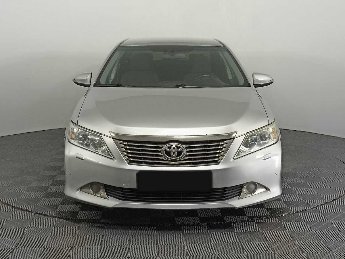 Toyota Camry 2013 года с пробегом. Фото: #1