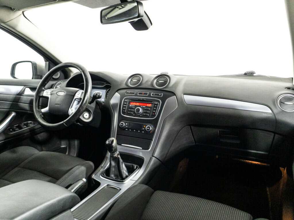 Ford Mondeo 2012 года с пробегом. Фото: #8