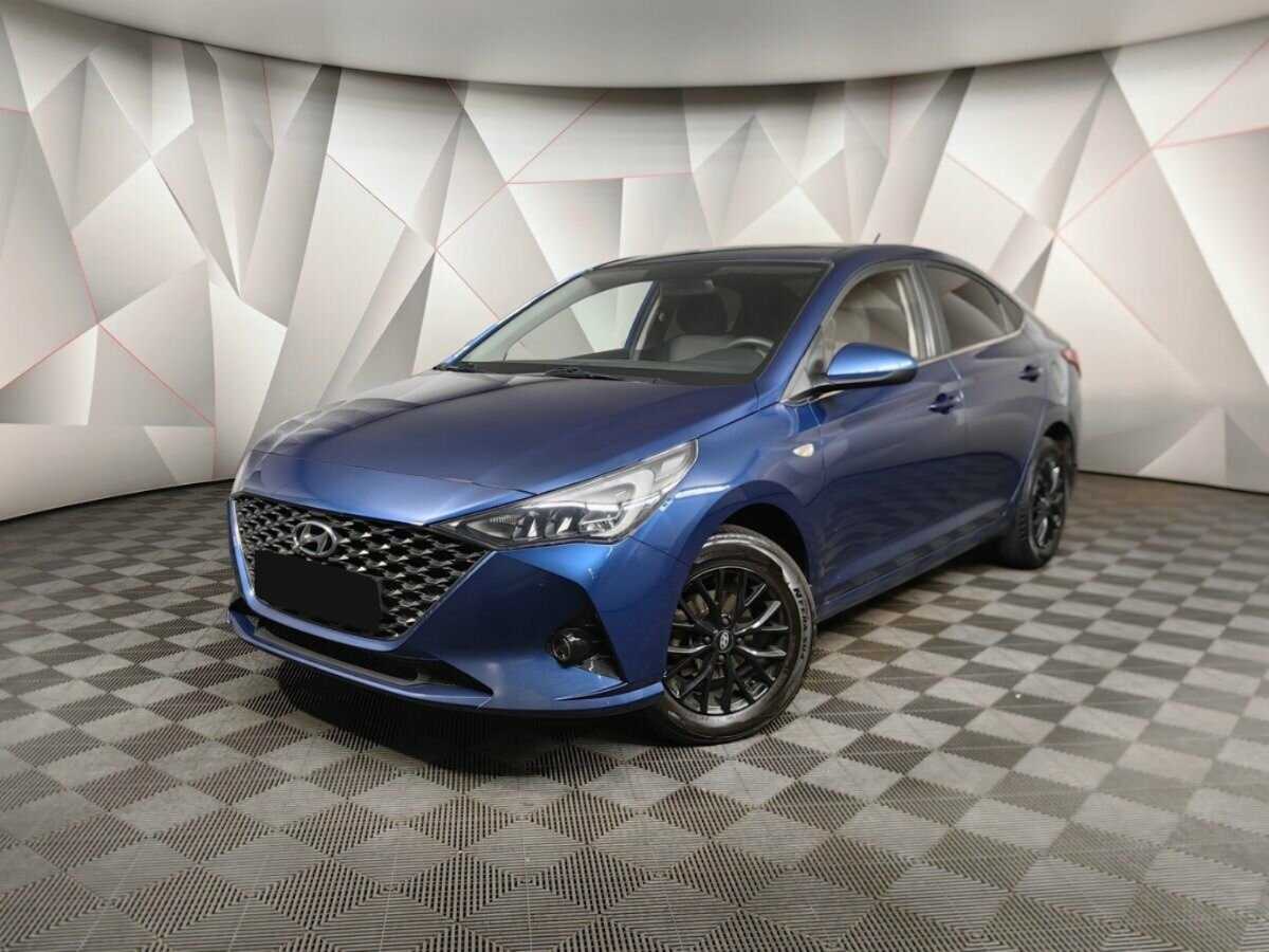 Hyundai Solaris 2022 года с пробегом. Посмотреть фото