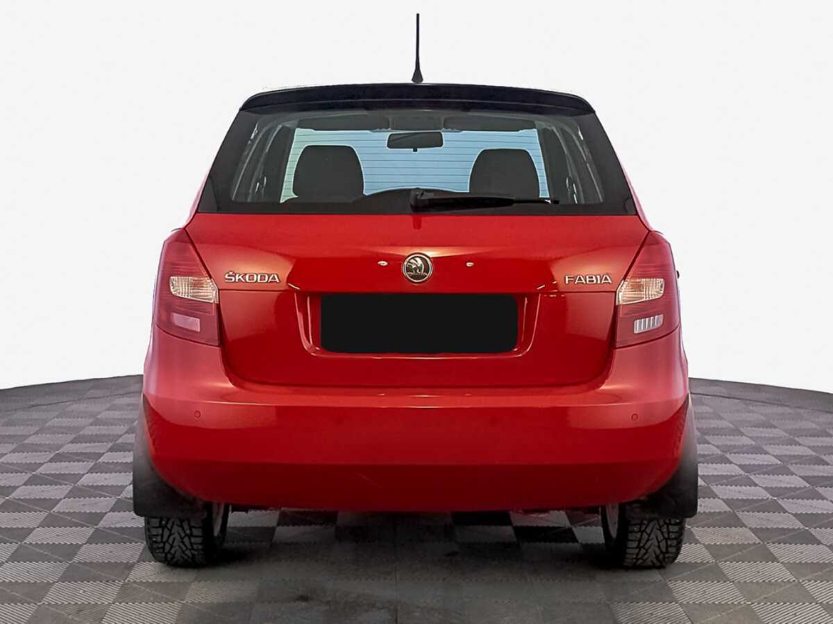 Skoda Fabia 2013 года с пробегом. Фото: #5
