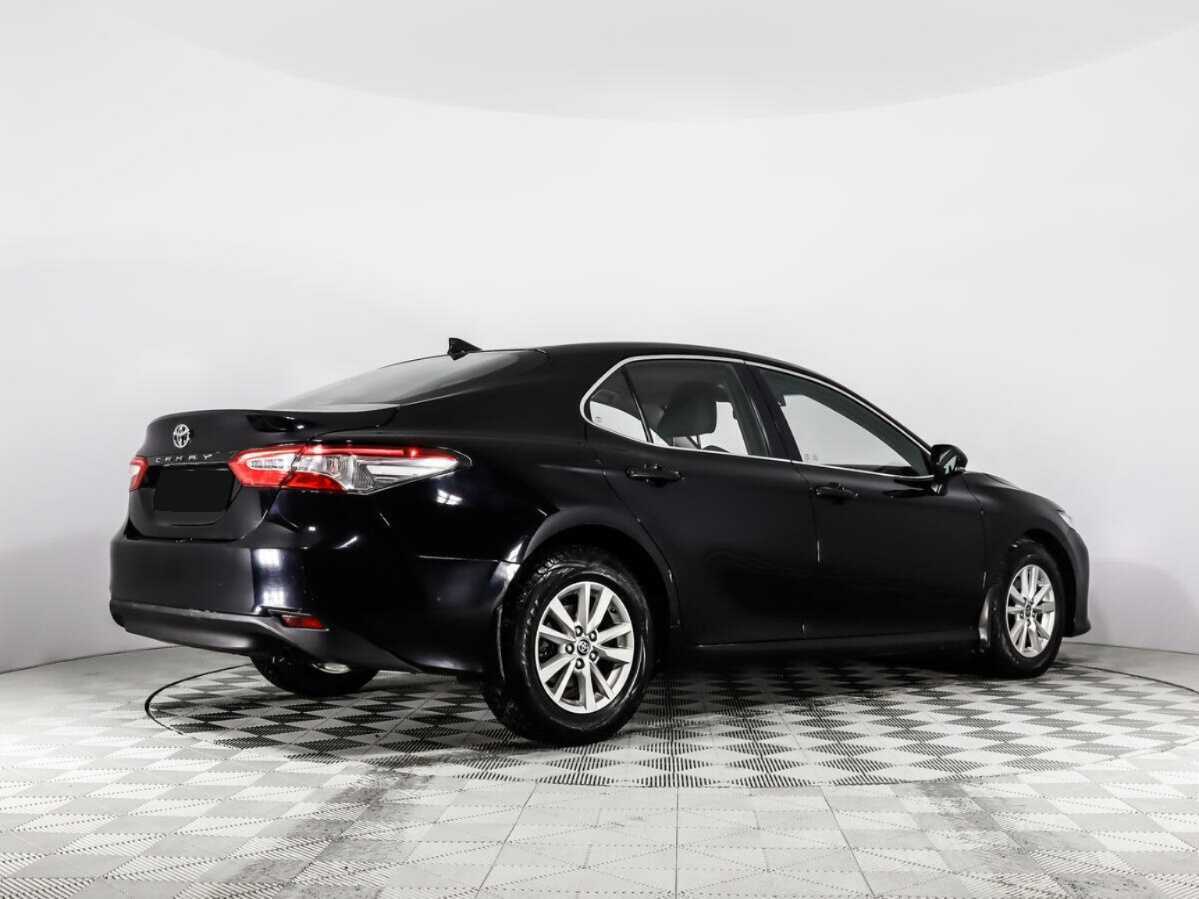 Toyota Camry 2021 года с пробегом. Фото: #4