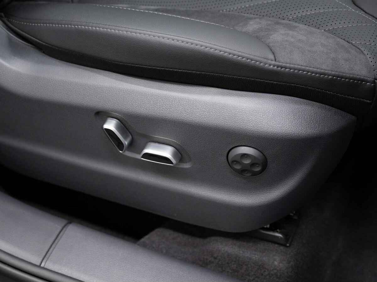 Hongqi HS5 2023 года с пробегом. Фото: #24