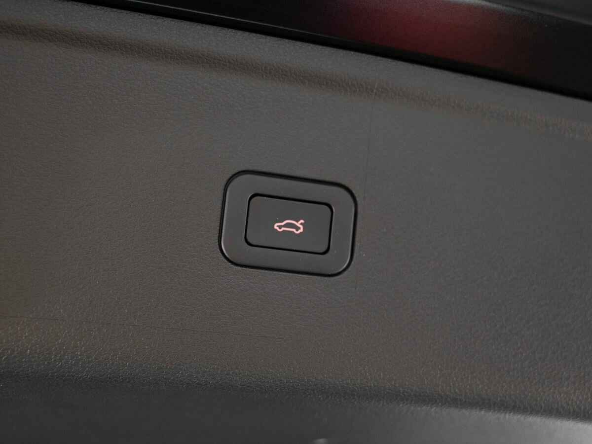 Hongqi HS5 2023 года с пробегом. Фото: #31