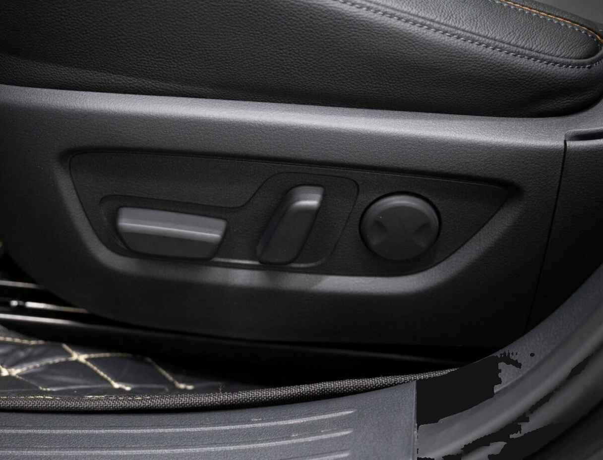 Mazda CX-50 2023 года с пробегом. Фото: #15