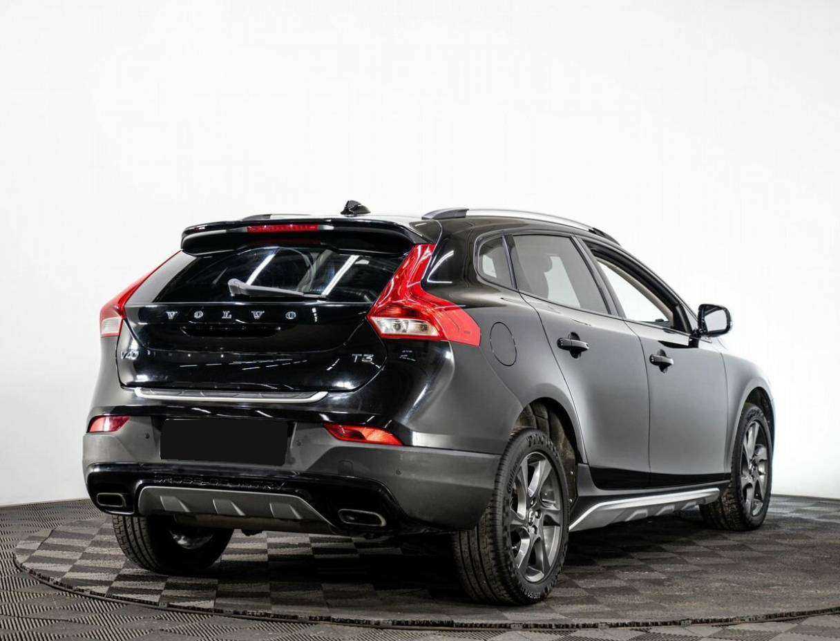 Volvo V40 Cross Country 2015 года с пробегом. Фото: #5