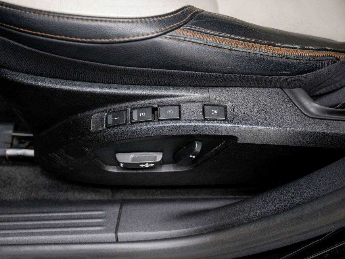 Volvo V40 Cross Country 2015 года с пробегом. Фото: #13