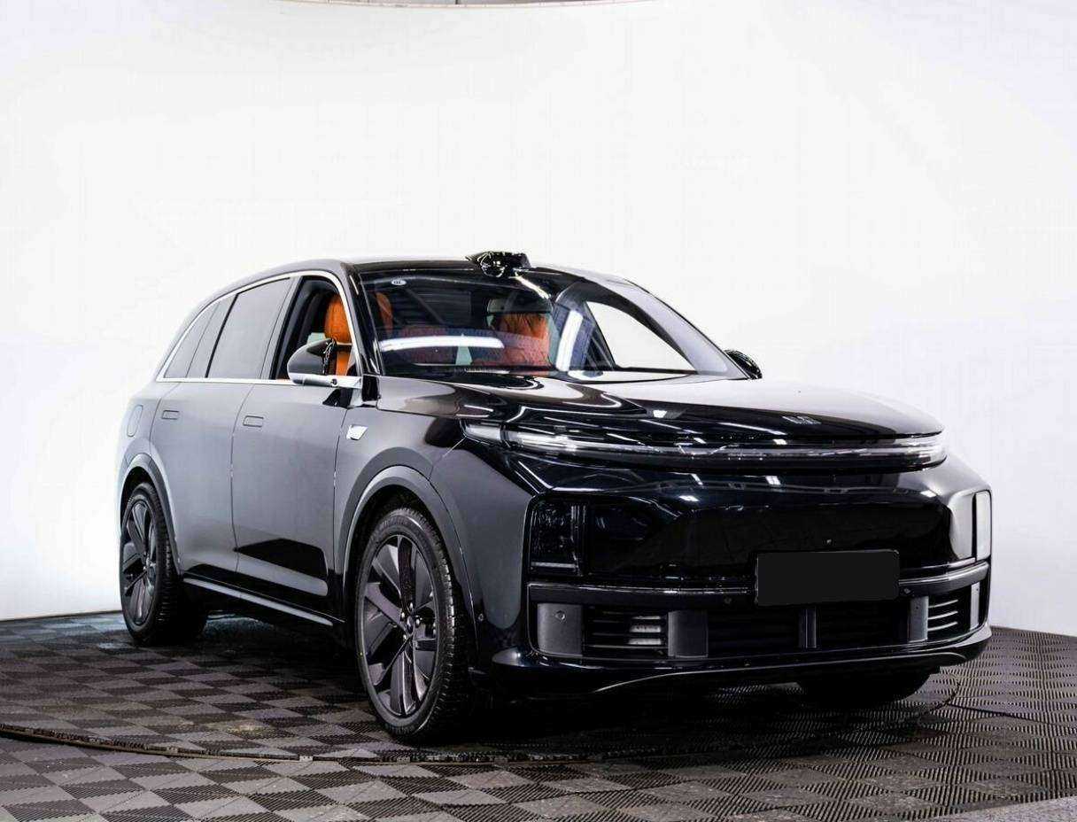 LiXiang L7 2024 года с пробегом. Фото: #2