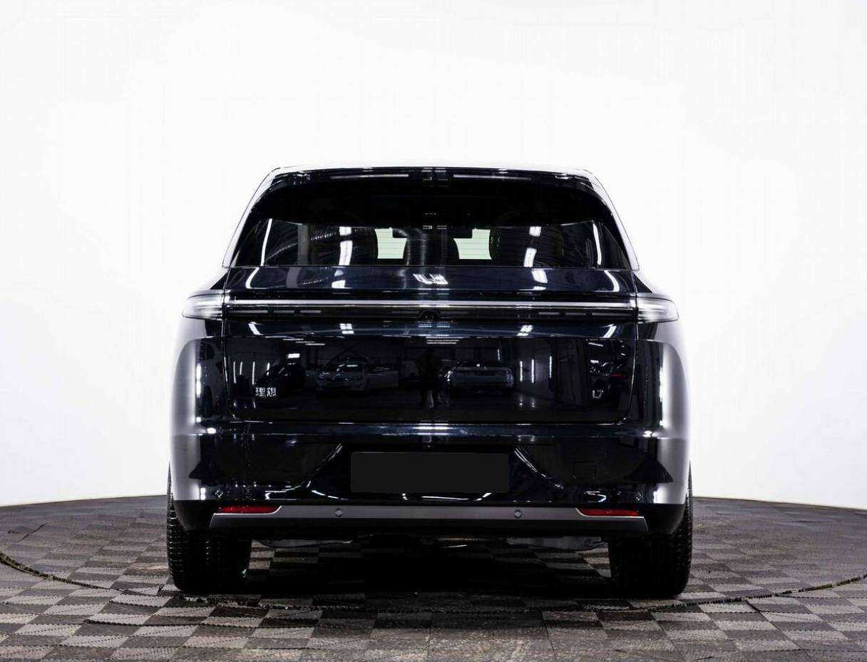 LiXiang L7 2024 года с пробегом. Фото: #4