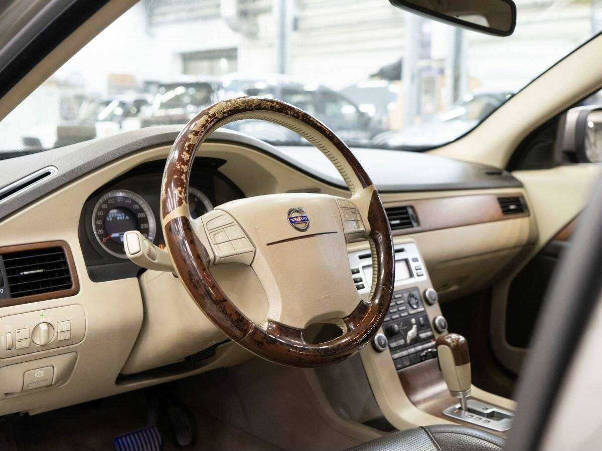Volvo XC70 2008 года с пробегом. Фото: #4