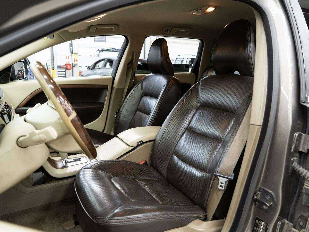 Volvo XC70 2008 года с пробегом. Фото: #5