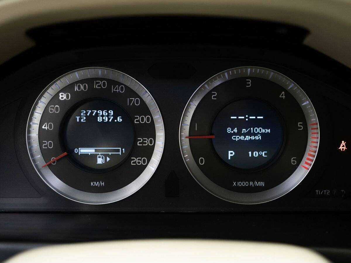 Volvo XC70 2008 года с пробегом. Фото: #12