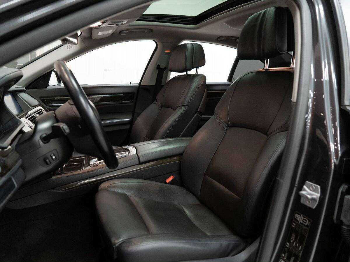 BMW 7 серии 2013 года с пробегом. Фото: #5