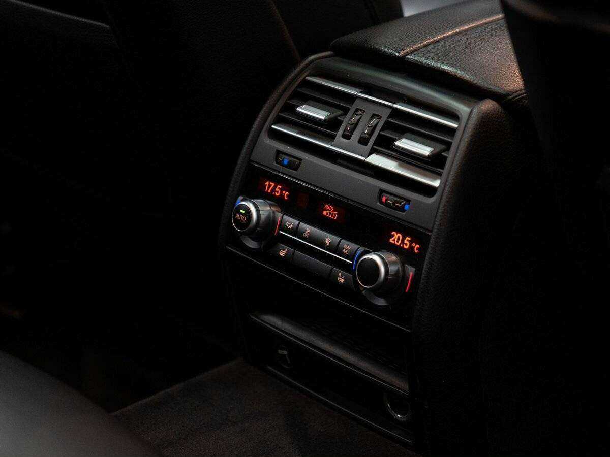 BMW 7 серии 2013 года с пробегом. Фото: #9