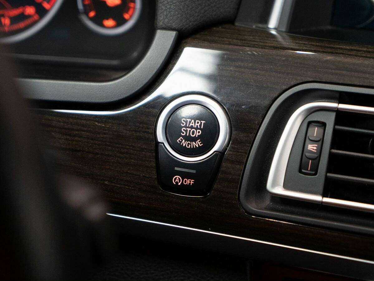 BMW 7 серии 2013 года с пробегом. Фото: #13