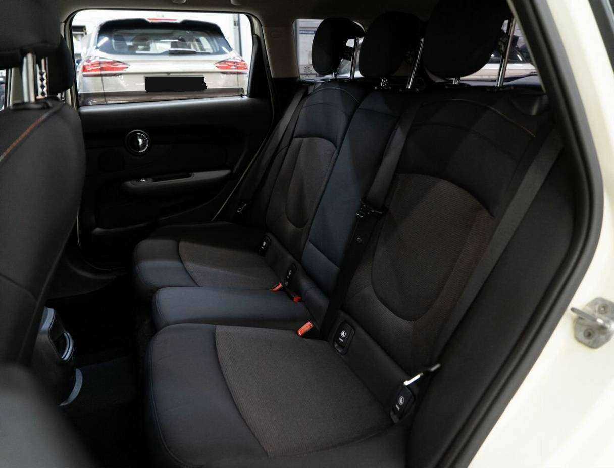 Mini Clubman 2016 года с пробегом. Фото: #6