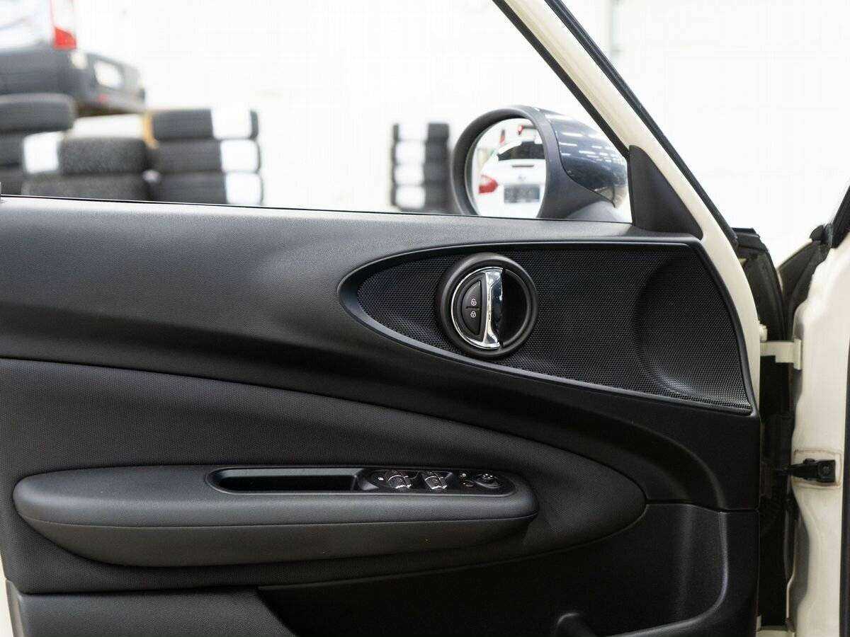 Mini Clubman 2016 года с пробегом. Фото: #15