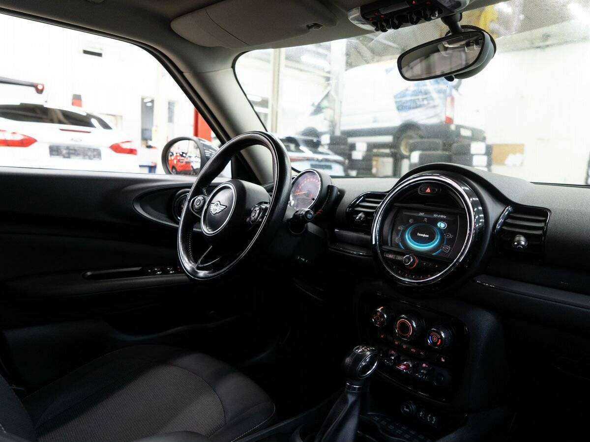 Mini Clubman 2016 года с пробегом. Фото: #16