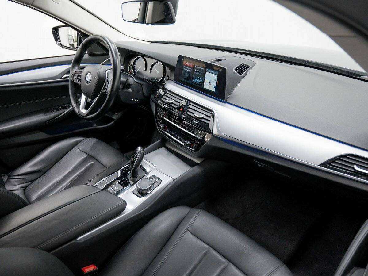 BMW 5 серии 2017 года с пробегом. Фото: #6