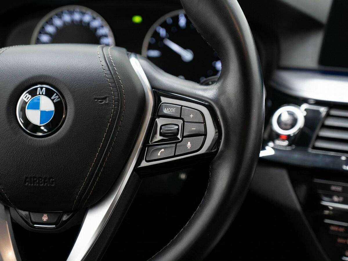BMW 5 серии 2017 года с пробегом. Фото: #12
