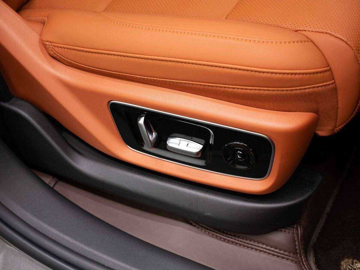 LiXiang L7 2023 года с пробегом. Фото: #11