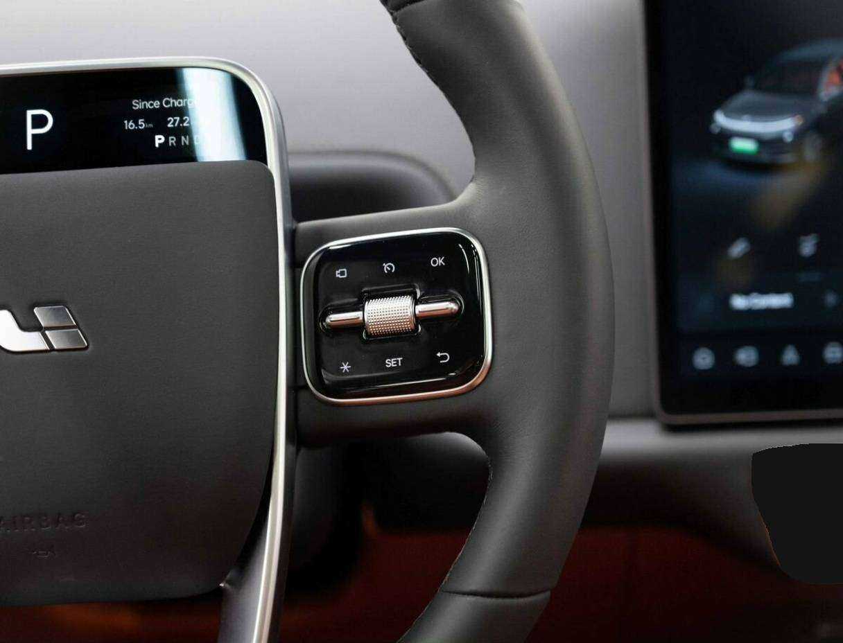 LiXiang L7 2023 года с пробегом. Фото: #14