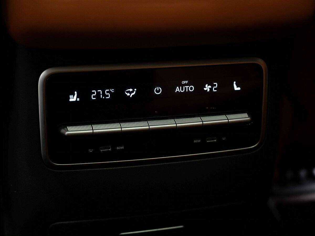 LiXiang L7 2023 года с пробегом. Фото: #15