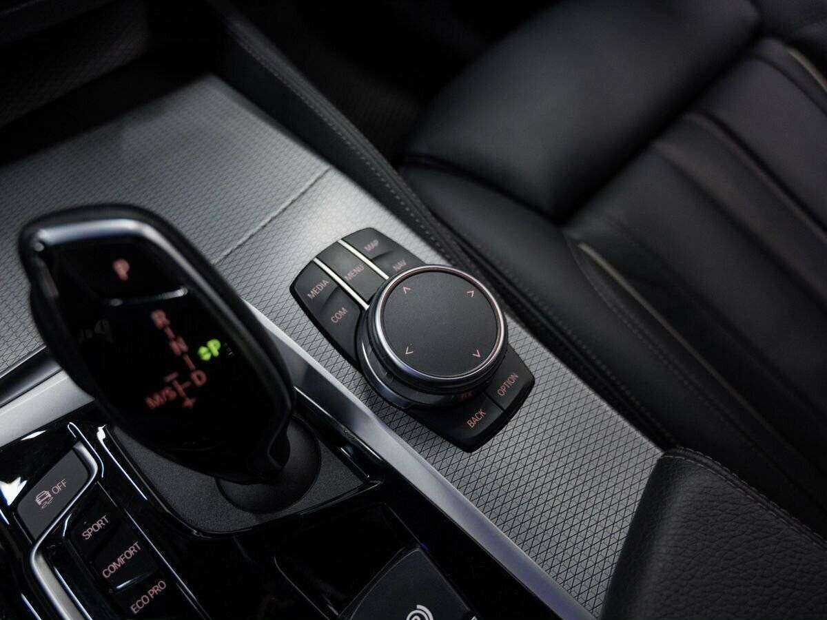 BMW 6 серии 2018 года с пробегом. Фото: #21