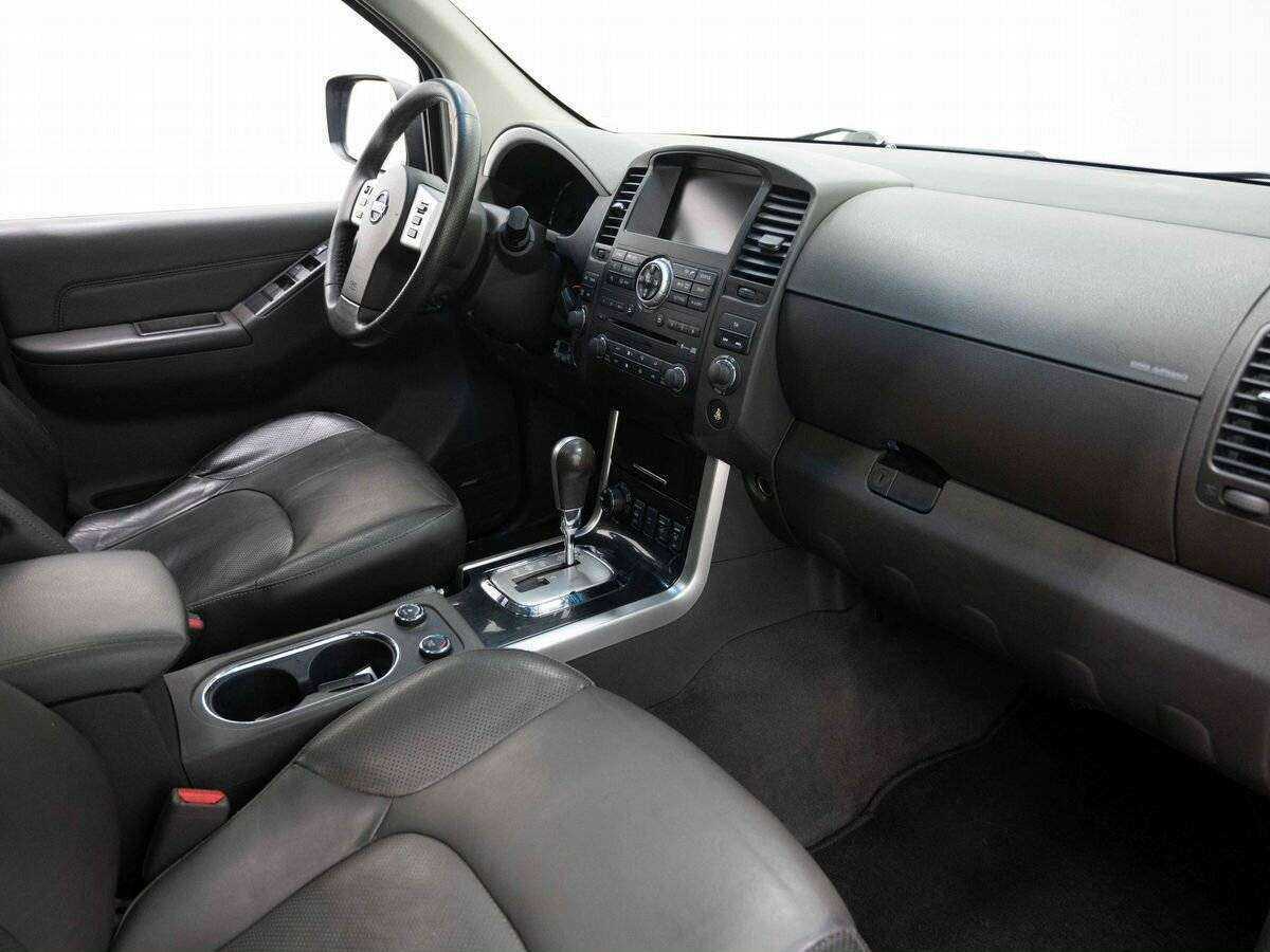 Nissan Pathfinder 2011 года с пробегом. Фото: #13