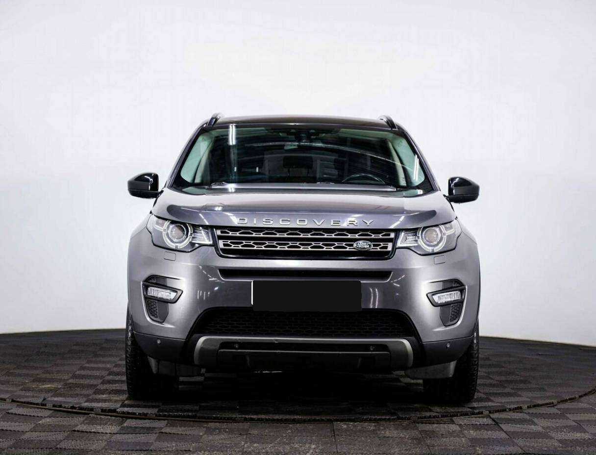 Land Rover Discovery Sport 2015 года с пробегом. Фото: #1