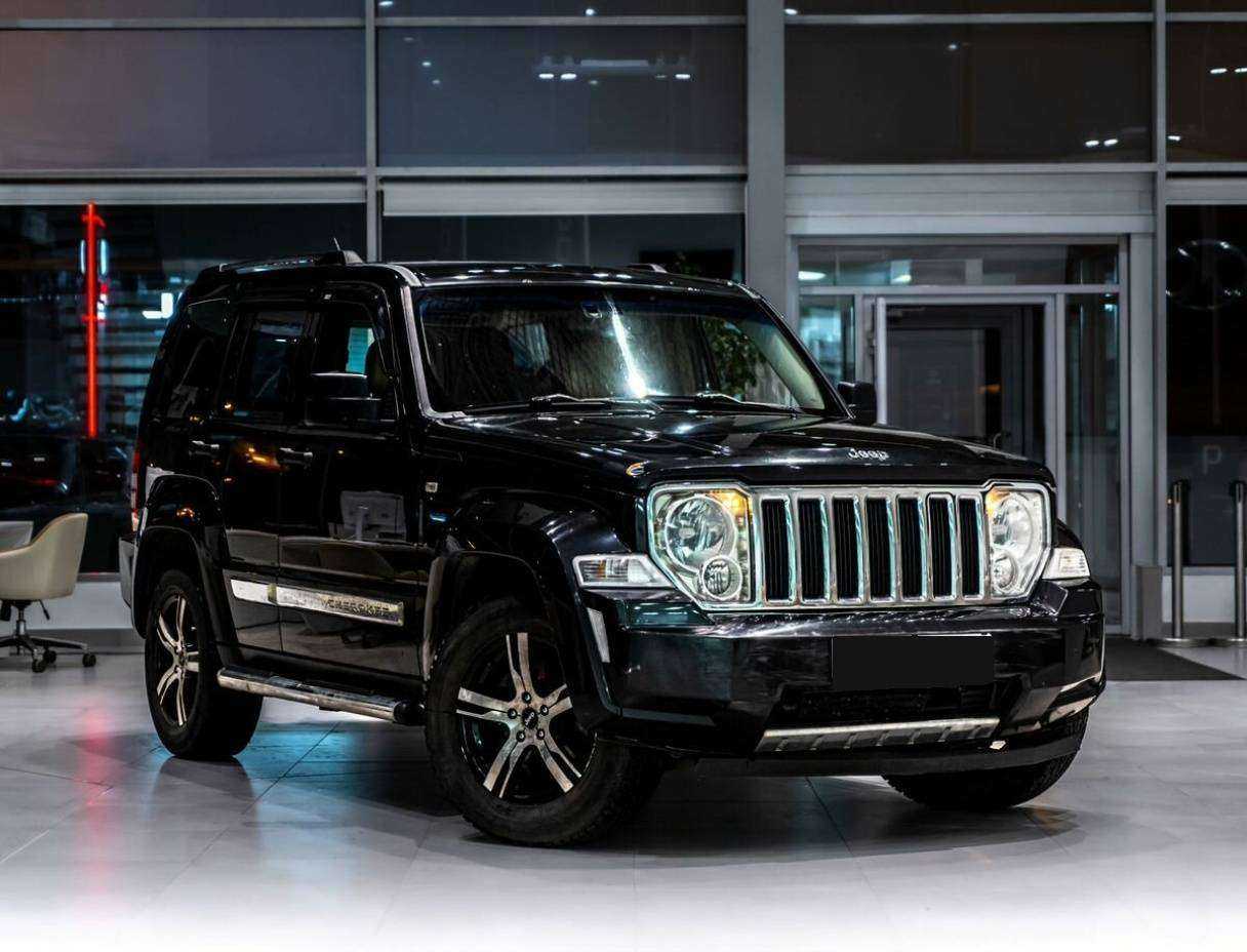 Jeep Cherokee 2010 года с пробегом. Фото: #1