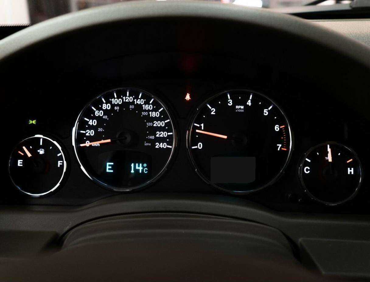 Jeep Cherokee 2010 года с пробегом. Фото: #11