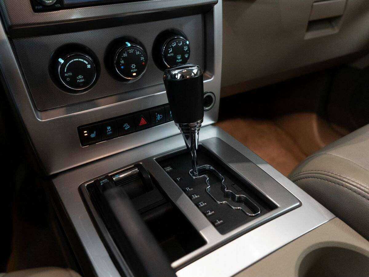 Jeep Cherokee 2010 года с пробегом. Фото: #12