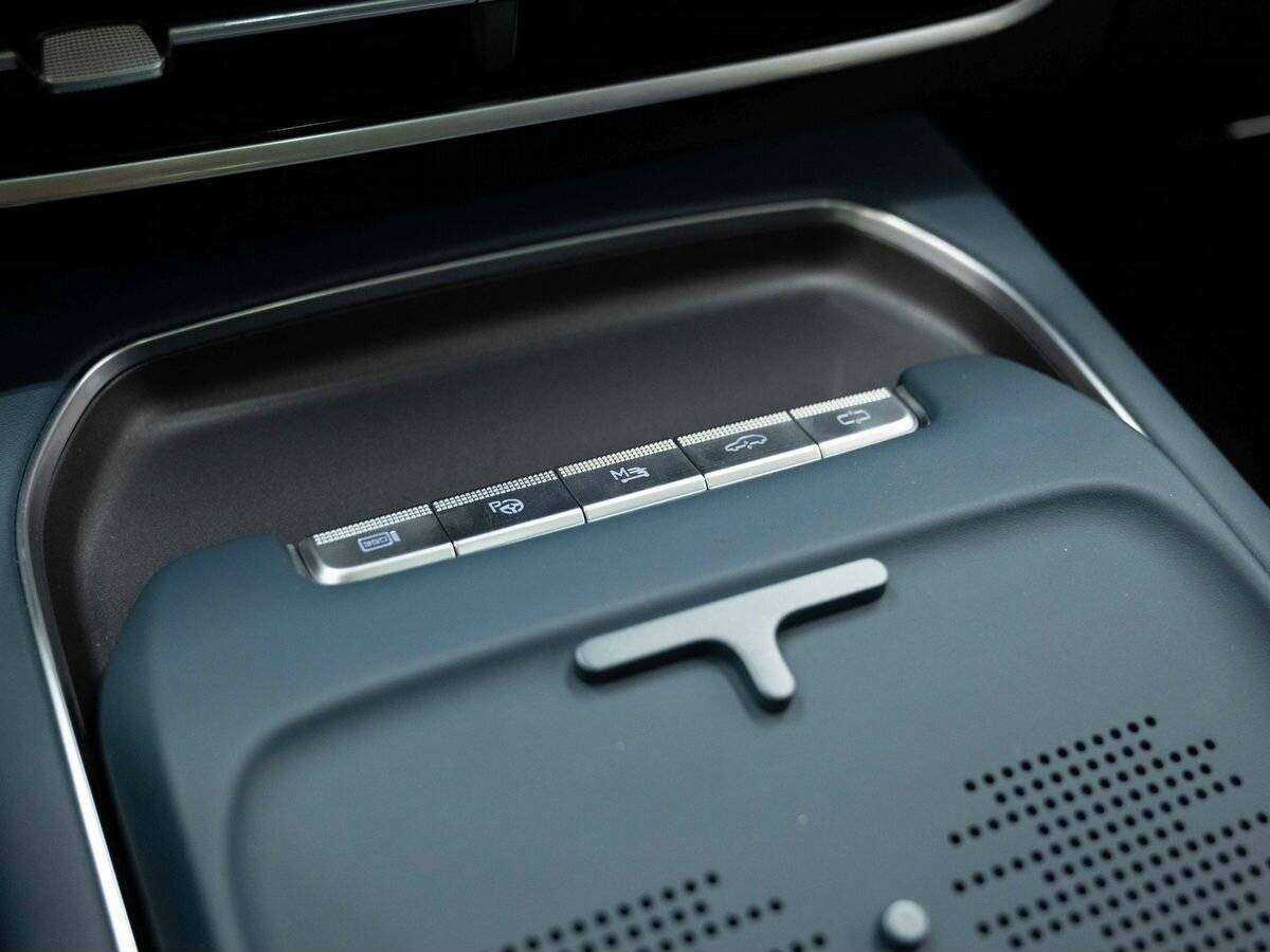 Voyah Free 2023 года с пробегом. Фото: #12